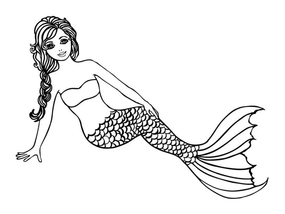 Desenho de sereia descansando para colorir. Detalhes da cauda escamada e cabelos trançados.