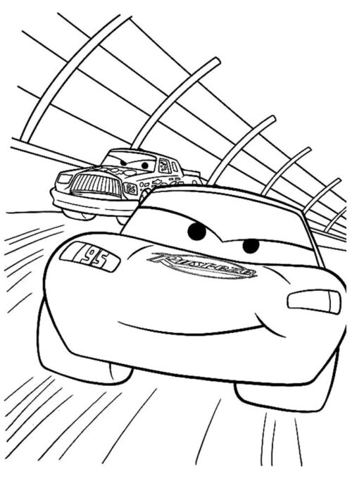Relâmpago McQueen em desenho para colorir: cena de corrida animada.