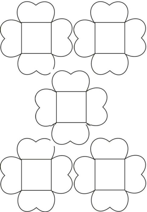 Molde de forminha coração para doces, pronto para imprimir e montar.