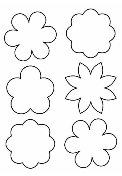 Moldes variados para forminhas de doces: silhuetas florais e de nuvens para imprimir e criar embalagens únicas.